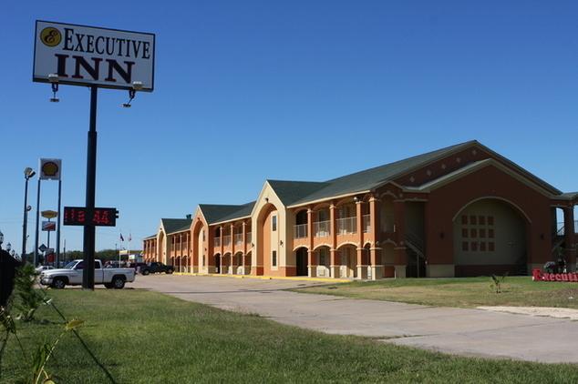 Executive Brookshire
